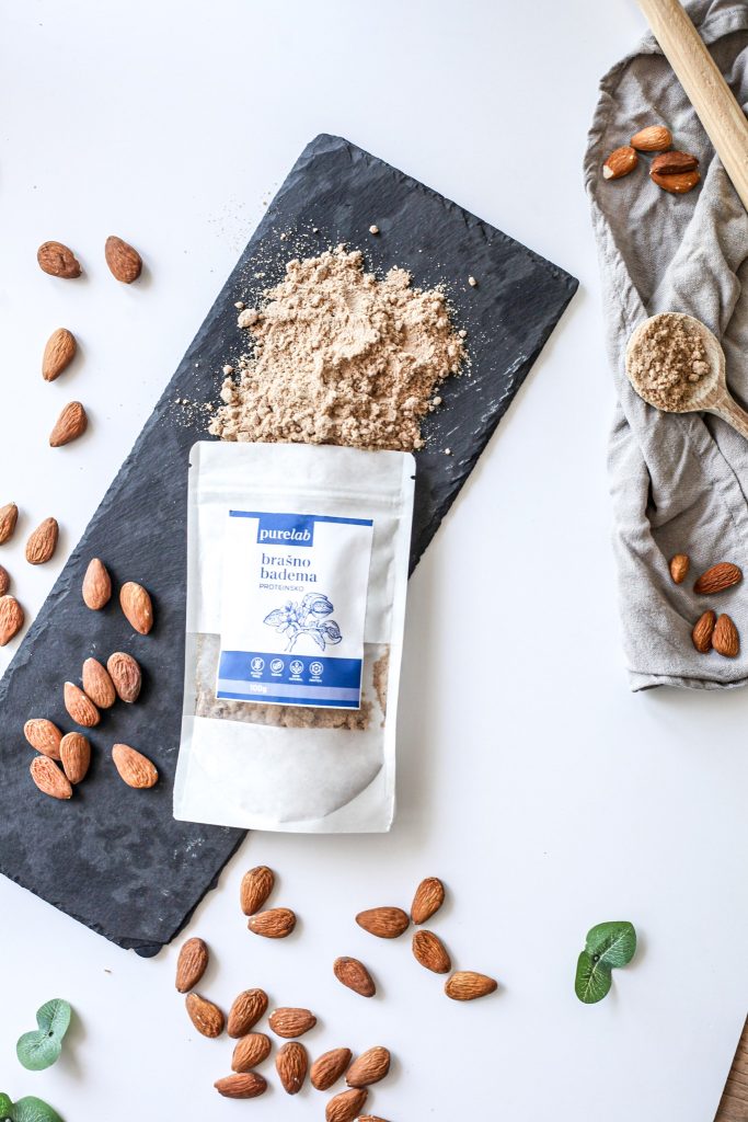Bademovo proteinsko brašno